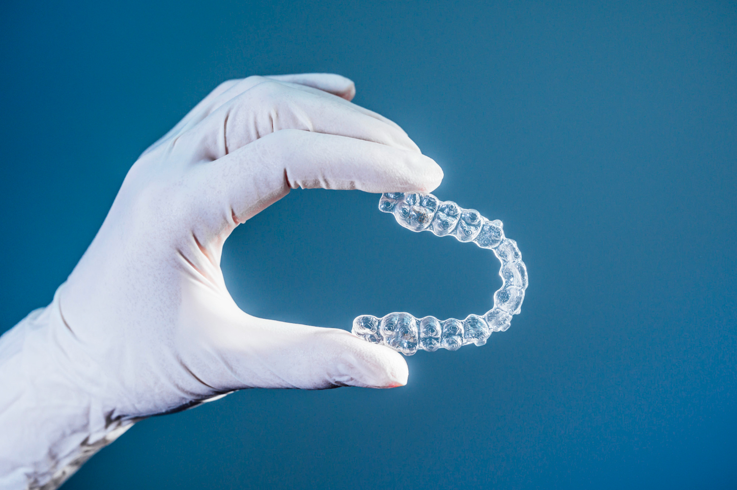 Read more about the article How to Maintain Invisalign – By Specialist Orthodontist Dubai-Dr. Basel Mofti