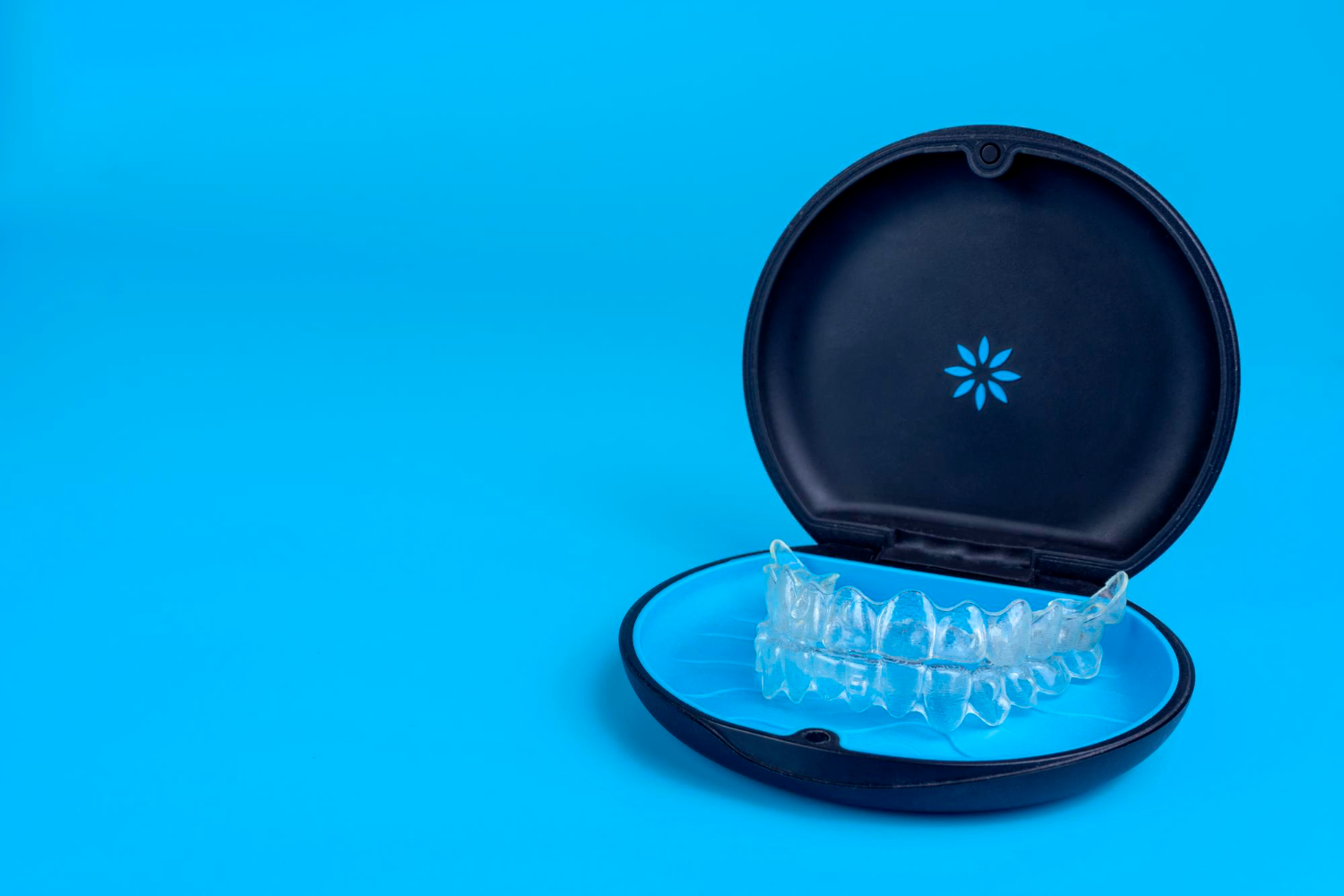 Features of Invisalign in Dubai